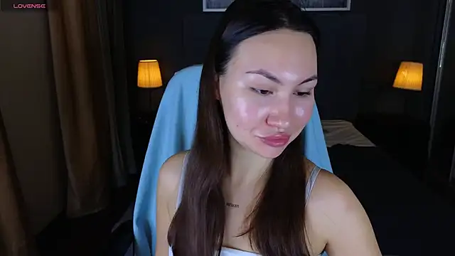 Snapshot of GIGI_BENNET chatting on January 8, 5:48 am GIGI BENNET online show from January 8, 5:48 am