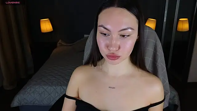 Snapshot of GIGI_BENNET chatting on January 18, 5:41 am GIGI BENNET online show from January 18, 5:41 am