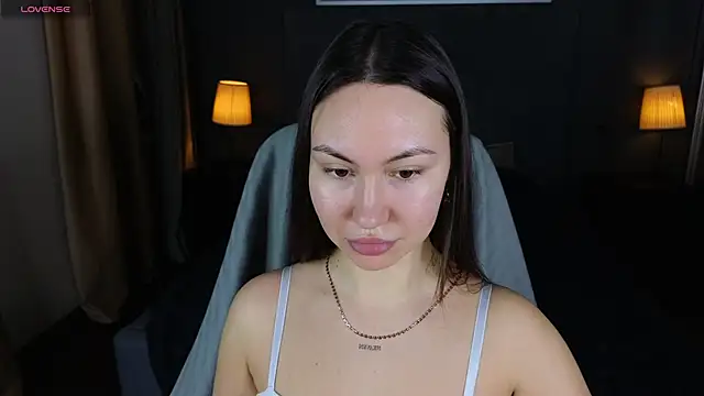 Snapshot of GIGI_BENNET chatting on February 20, 5:23 am GIGI BENNET online show from February 20, 5:23 am