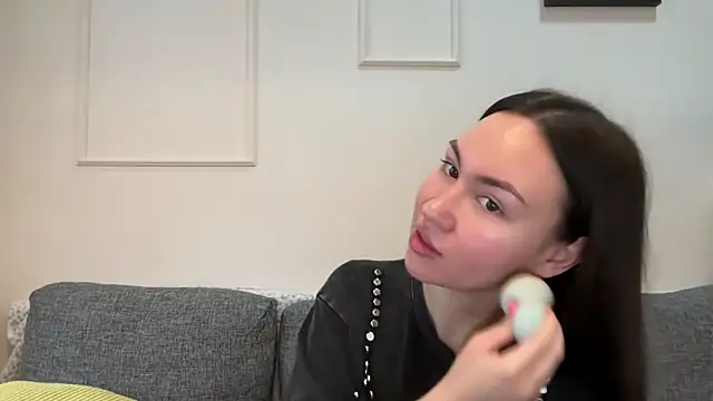 Snapshot of GIGI_BENNET chatting on March 8, 5:07 am GIGI BENNET online show from March 8, 5:07 am