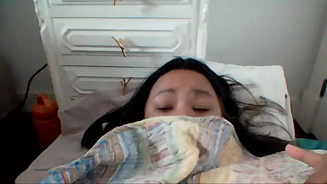 Snapshot of ArisaGonzalez chatting on March 12, 12:00 pm ArisaGonzalez online show from March 12, 12:00 pm