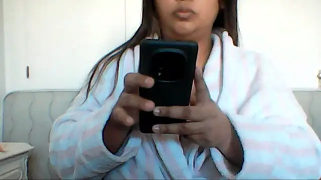 Snapshot of ArisaGonzalez chatting on March 25, 12:00 pm ArisaGonzalez online show from March 25, 12:00 pm