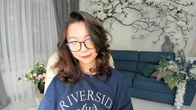 AgnieszkaBanana online show from February 10, 4:05 am