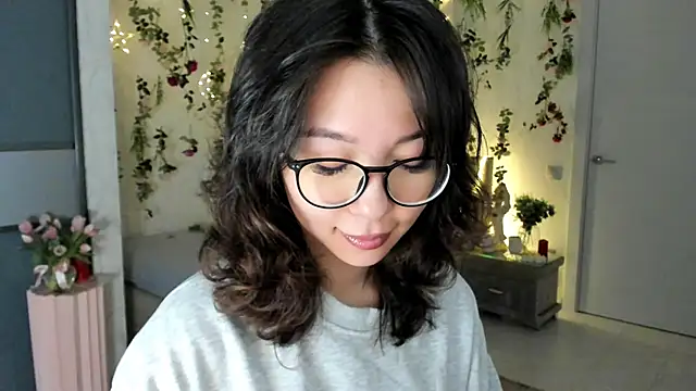 Snapshot of AgnieszkaBanana chatting on April 25, 1:19 am AgnieszkaBanana online show from April 25, 1:19 am