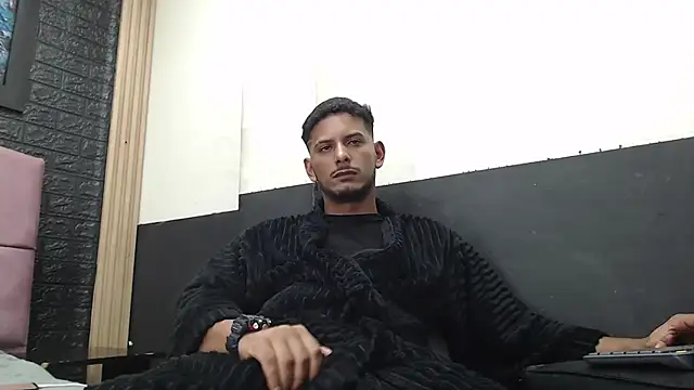 Chris Dick23 online show from October 11, 4:01 am