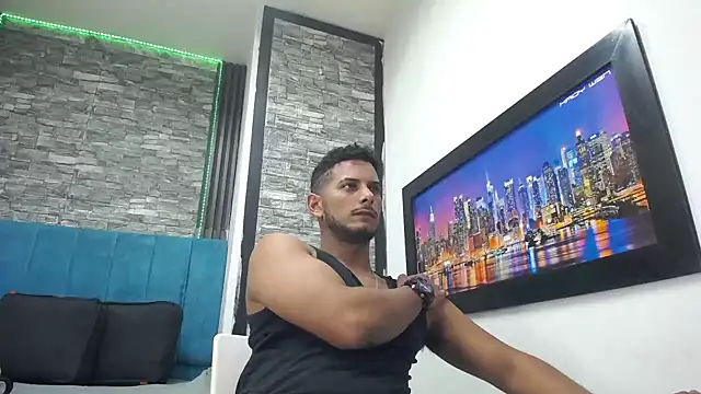 Chris Dick23 online show from February 10, 5:22 am