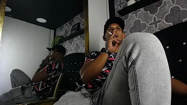 Chris Dick23 online show from July 8, 4:28 am