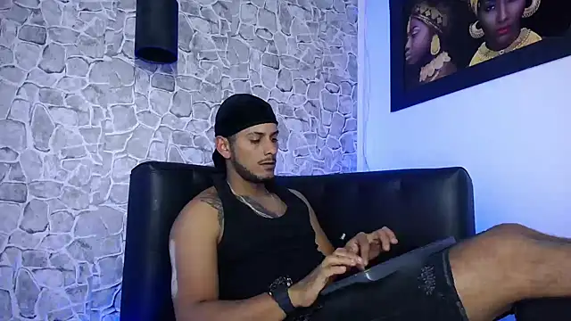 Chris Dick23 online show from July 23, 5:16 am