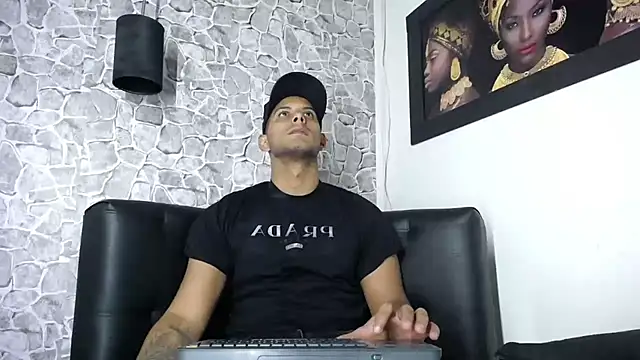 Chris Dick23 online show from July 28, 4:05 pm