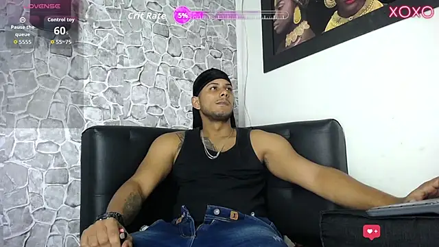Chris Dick23 online show from August 2, 3:05 am