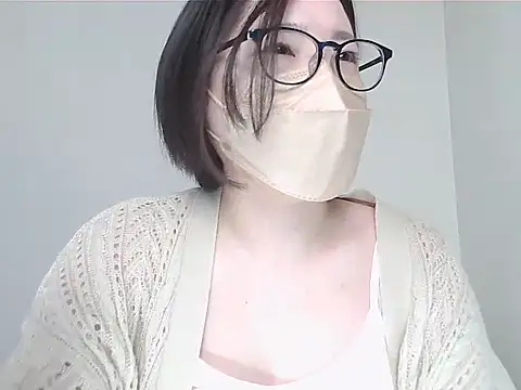 Snapshot of _NOA-chan_ chatting on May 23, 3:05 pm NOA-chan online show from May 23, 3:05 pm