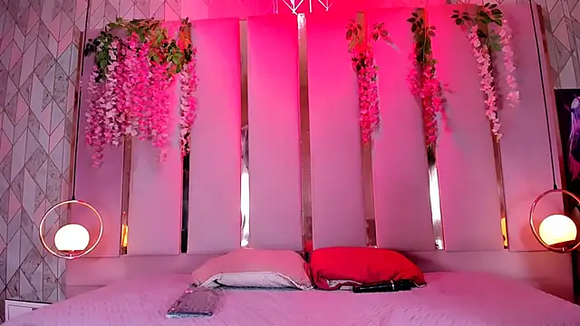 Snapshot of AlinaSweett chatting on March 21, 2:09 pm AlinaSweett online show from March 21, 2:09 pm