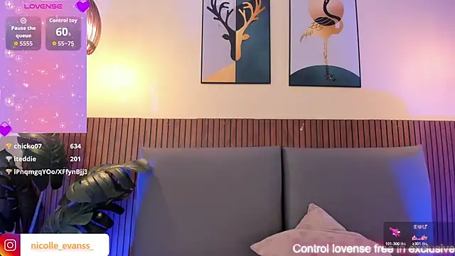 NicolleeEvanss online show from April 29, 5:30 pm