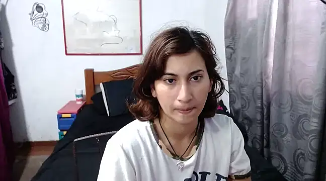 LadyMilk003 online show from December 21, 3:31 pm