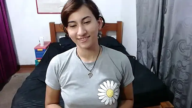 LadyMilk003 online show from December 23, 7:20 pm