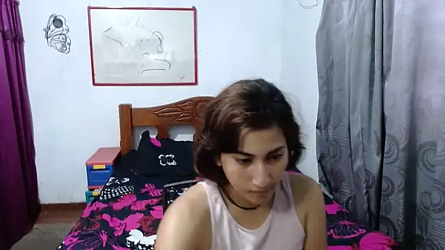 LadyMilk003 online show from December 27, 4:32 pm