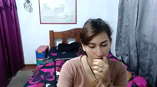 LadyMilk003 online show from January 11, 3:31 pm