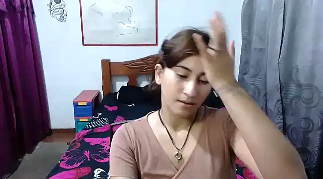 LadyMilk003 online show from January 11, 6:33 pm