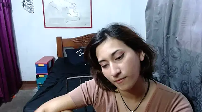 LadyMilk003 online show from February 10, 6:35 pm