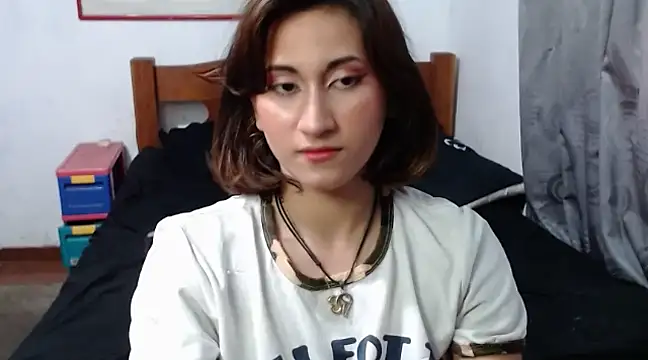 LadyMilk003 online show from February 12, 3:38 pm