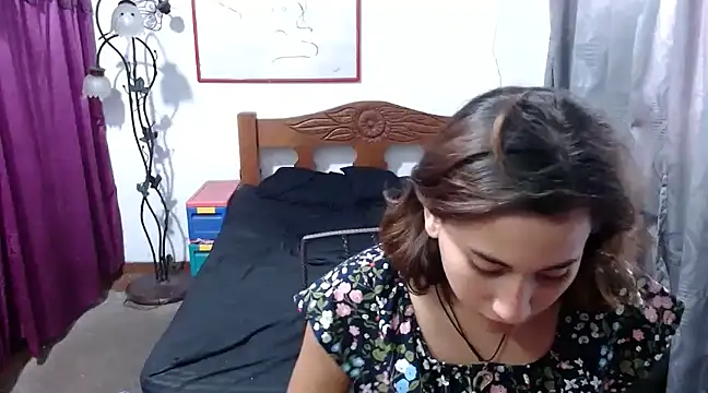 LadyMilk003 online show from March 3, 4:14 pm