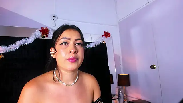 Miaa Garcia online show from December 13, 12:42 am