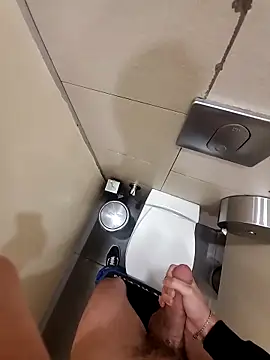 Snapshot of sevvvvsevvvv1 chatting on March 1, 1:46 pm sevvvvsevvvv1 online show from March 1, 1:46 pm