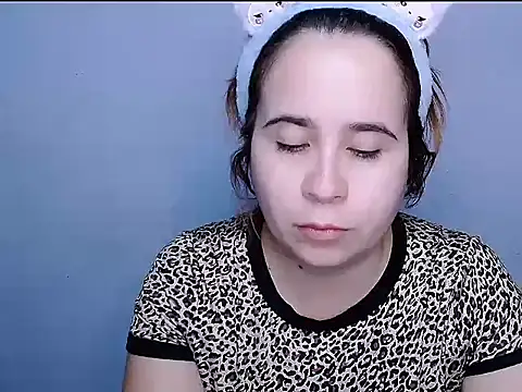 SubLayla01 online show from October 14, 5:36 pm