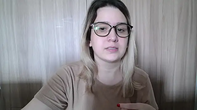 amooraaamoon online show from January 9, 6:26 pm