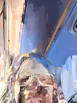 amooraaamoon online show from November 30, 1:37 pm