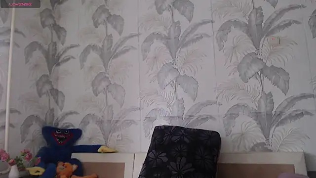 Snapshot of CamDiva113 chatting on July 27, 12:34 pm CamDiva113 online show from July 27, 12:34 pm