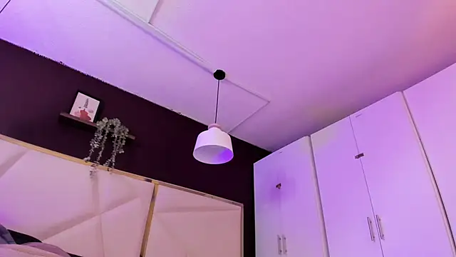 April bowie online show from November 26, 11:11 am