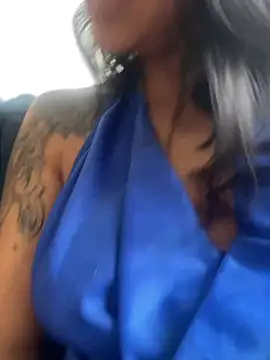 AbbyFtLuna online show from December 31, 7:29 pm