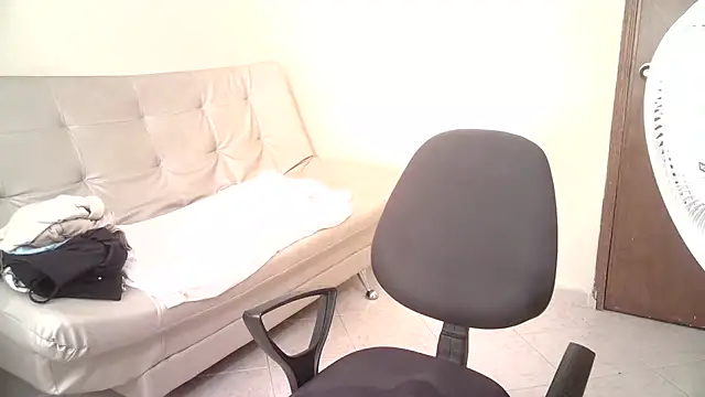 abril sexy04 online show from July 14, 1:50 pm