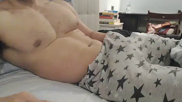 Snapshot of -theshyguy92- chatting on January 8, 10:27 pm -theshyguy92- online show from January 8, 10:27 pm