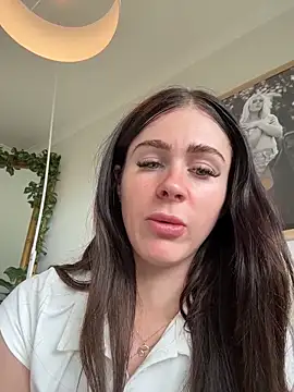 Snapshot of aus_queen chatting on March 23, 10:58 pm aus queen online show from March 23, 10:58 pm