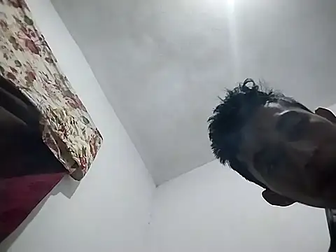 Snapshot of Flaquito_pitudo chatting on December 21, 12:09 am Flaquito pitudo online show from December 21, 12:09 am