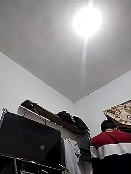 Snapshot of Flaquito_pitudo chatting on December 21, 10:51 pm Flaquito pitudo online show from December 21, 10:51 pm