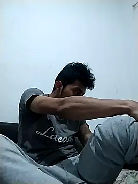 Snapshot of Flaquito_pitudo chatting on January 2, 5:24 am Flaquito pitudo online show from January 2, 5:24 am