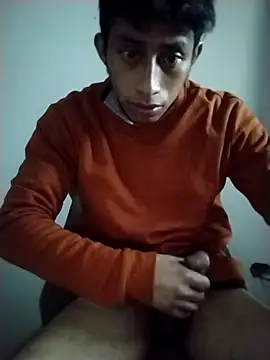 Snapshot of Flaquito_pitudo chatting on January 12, 7:43 am Flaquito pitudo online show from January 12, 7:43 am