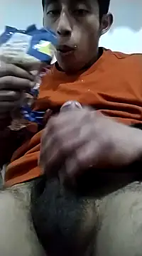 Snapshot of Flaquito_pitudo chatting on January 12, 12:01 pm Flaquito pitudo online show from January 12, 12:01 pm