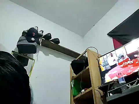 Snapshot of Flaquito_pitudo chatting on February 22, 7:03 pm Flaquito pitudo online show from February 22, 7:03 pm