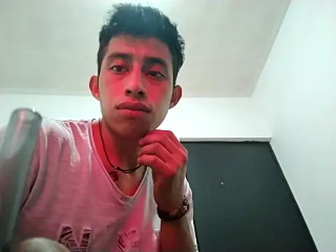 Snapshot of Flaquito_pitudo chatting on March 2, 10:59 pm Flaquito pitudo online show from March 2, 10:59 pm