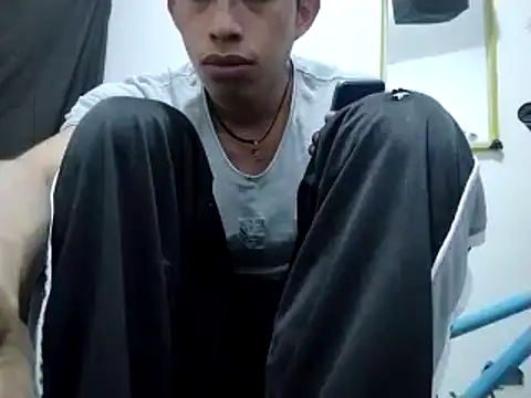 Snapshot of Flaquito_pitudo chatting on March 3, 5:42 am Flaquito pitudo online show from March 3, 5:42 am