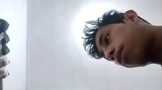 Snapshot of Flaquito_pitudo chatting on March 10, 12:51 am Flaquito pitudo online show from March 10, 12:51 am