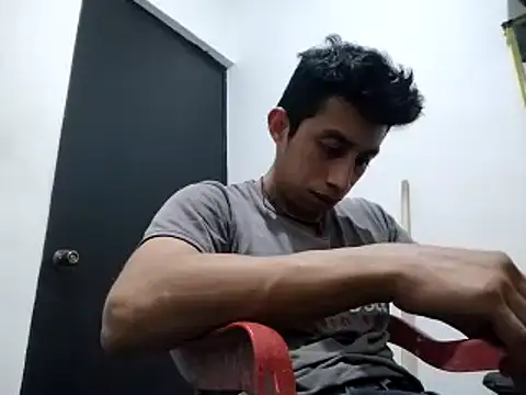 Snapshot of Flaquito_pitudo chatting on March 12, 2:20 am Flaquito pitudo online show from March 12, 2:20 am