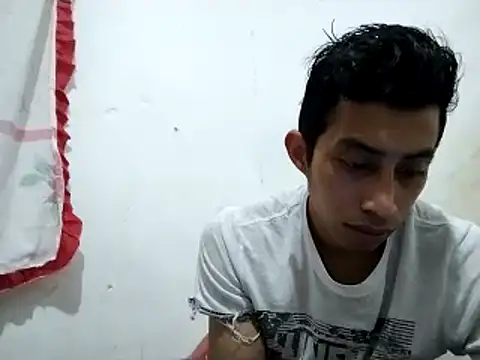 Snapshot of Flaquito_pitudo chatting on March 18, 3:20 am Flaquito pitudo online show from March 18, 3:20 am