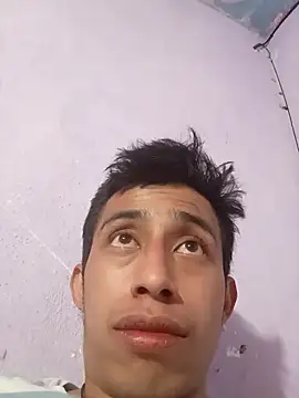 Snapshot of Flaquito_pitudo chatting on November 10, 3:05 am Flaquito pitudo online show from November 10, 3:05 am