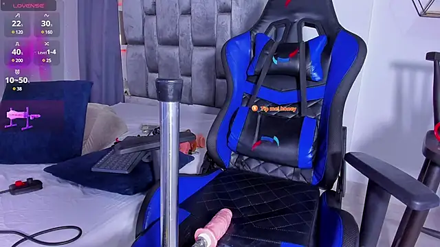 Snapshot of sarayhorny69 chatting on February 25, 7:42 am sarayhorny69 online show from February 25, 7:42 am