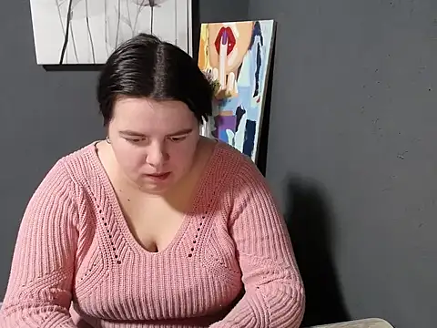 Snapshot of so_shy chatting on February 4, 10:32 am so shy online show from February 4, 10:32 am